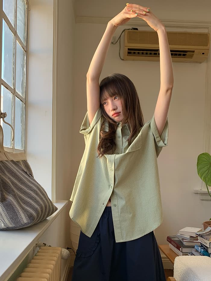 折り返し袖 チェック ゆったり 半袖シャツ LUMIYUMI
