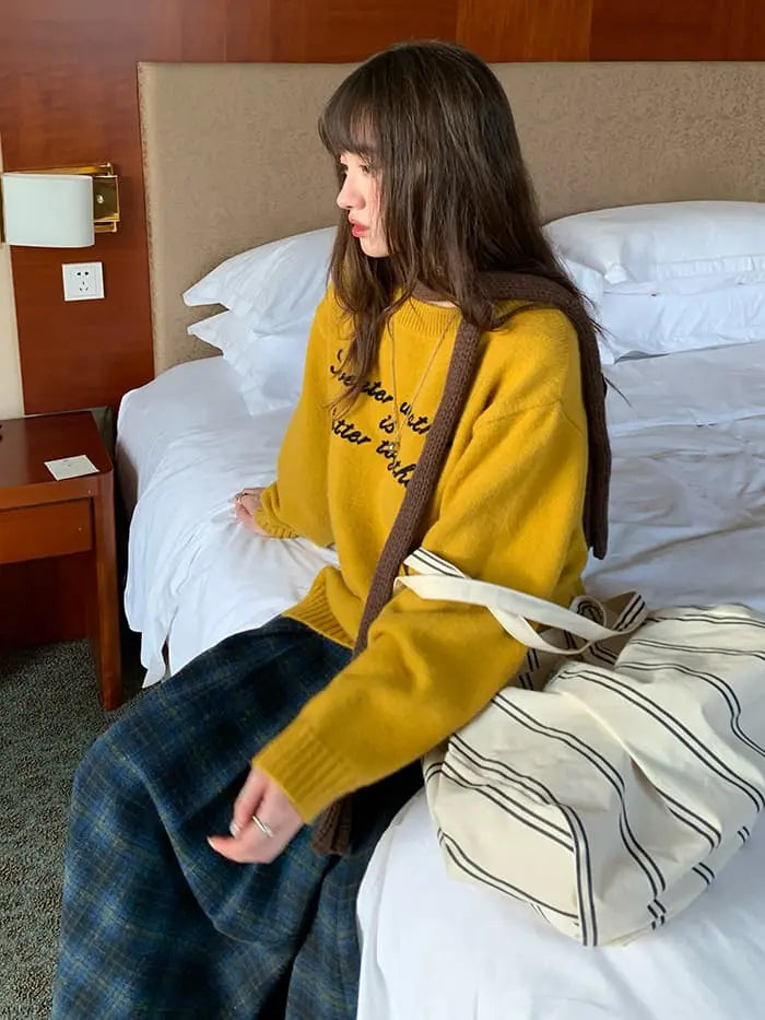 レトロ 配色 ロゴ刺繍 ニット LUMIYUMI