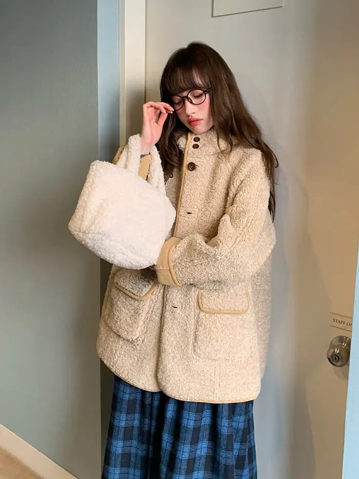 リバーシブル フード付き ボアブルゾン LUMIYUMI