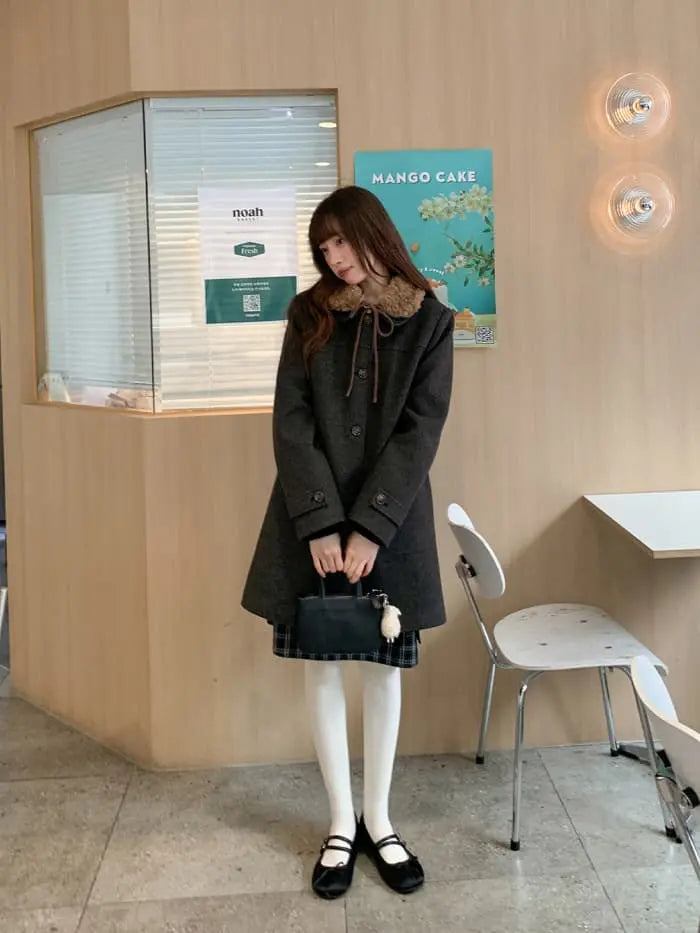 レトロ ガーリー ファー襟付き コート LUMIYUMI