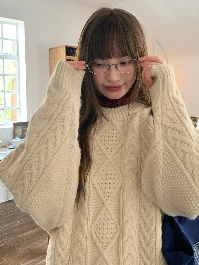 ケーブル編み クルーネック 厚手セーター LUMIYUMI