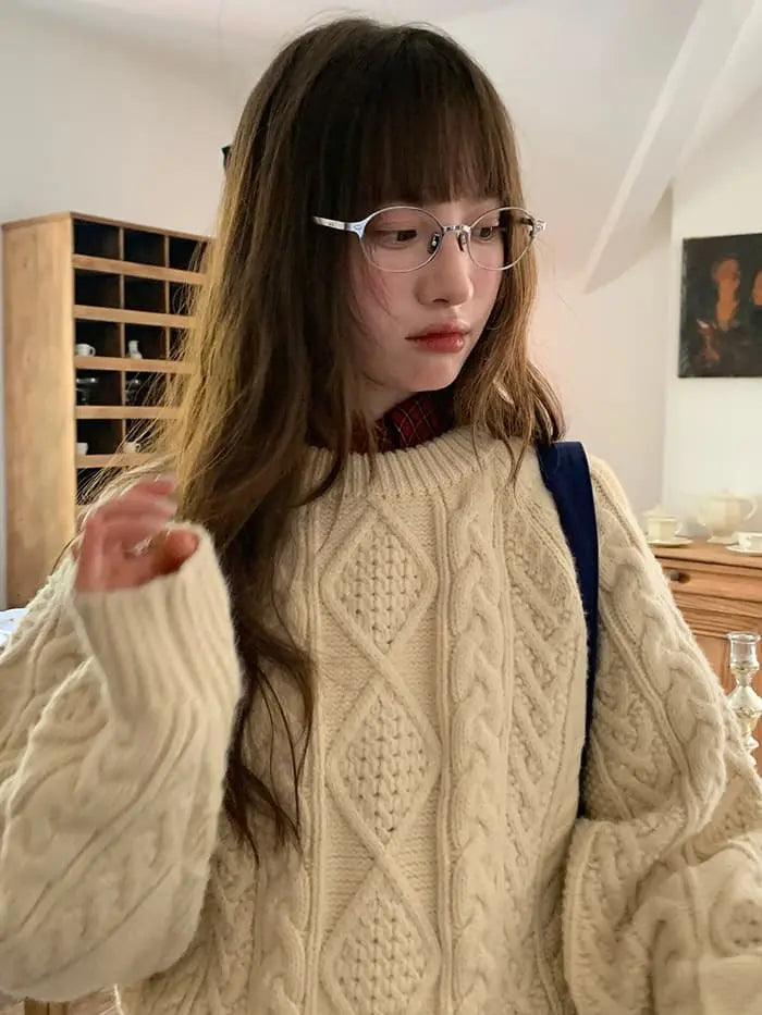 ケーブル編み クルーネック 厚手セーター LUMIYUMI