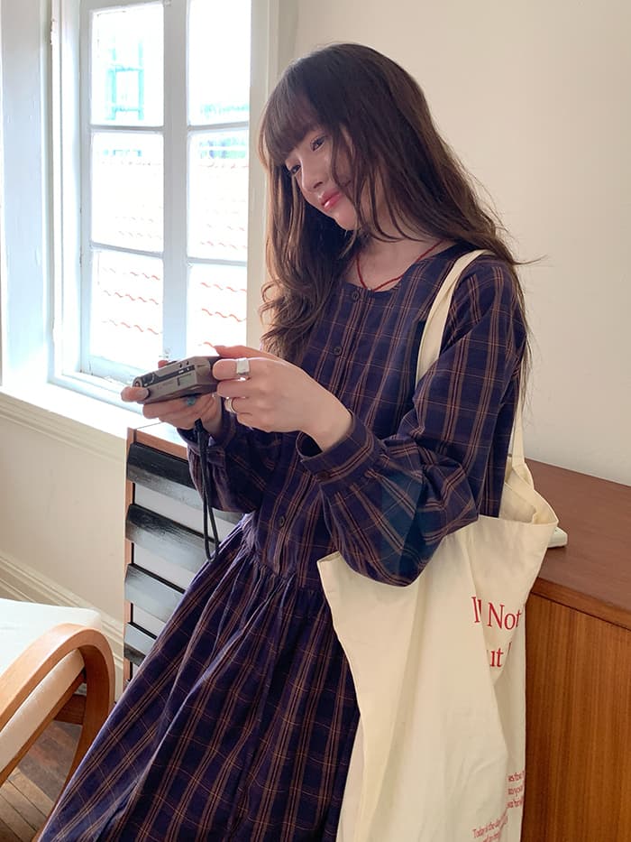 ゆったり Aライン 長袖 チェックワンピース LUMIYUMI