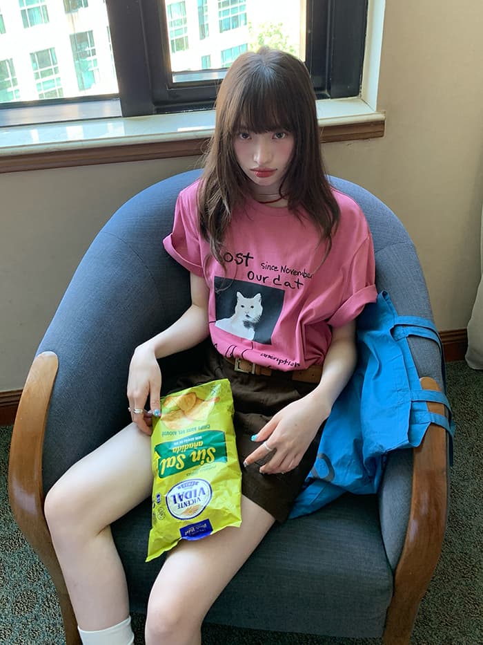 ネコプリント ラウンドネック ゆったりTシャツ LUMIYUMI