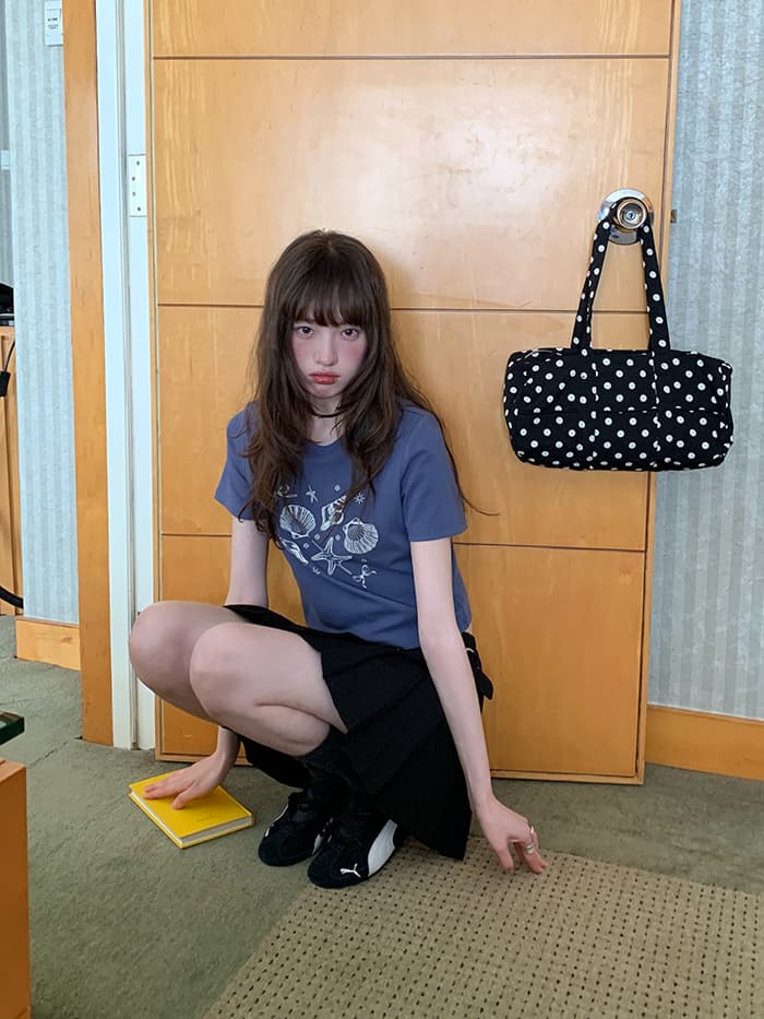 貝殻プリント ショート丈 Tシャツ LUMIYUMI