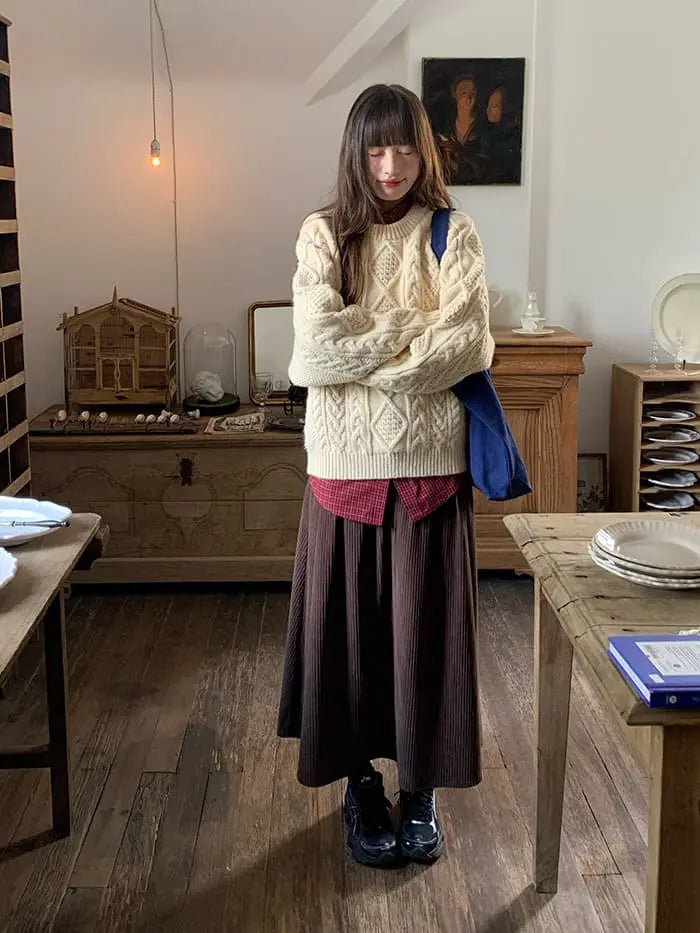 ケーブル編み クルーネック 厚手セーター LUMIYUMI