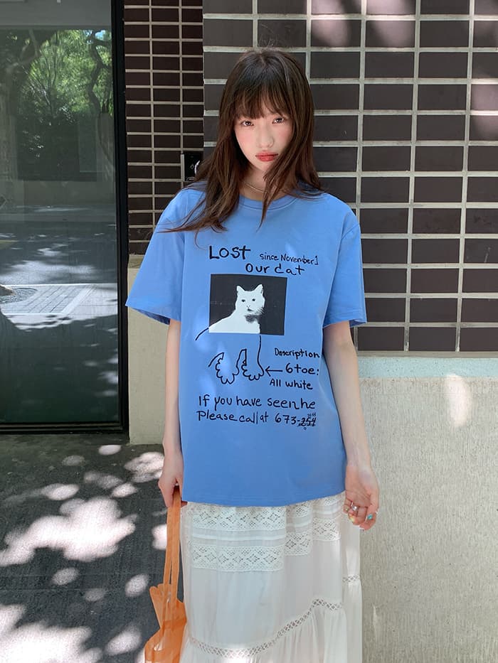 ネコプリント ラウンドネック ゆったりTシャツ LUMIYUMI