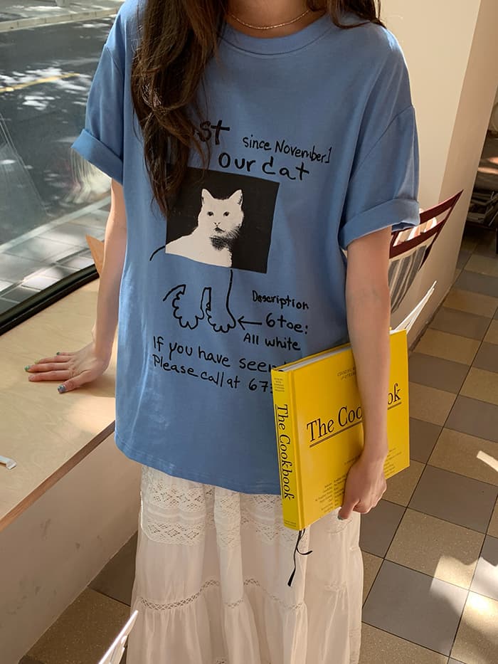 ネコプリント ラウンドネック ゆったりTシャツ LUMIYUMI