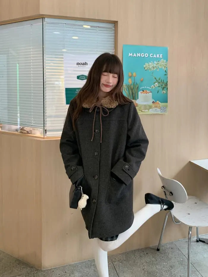 レトロ ガーリー ファー襟付き コート LUMIYUMI