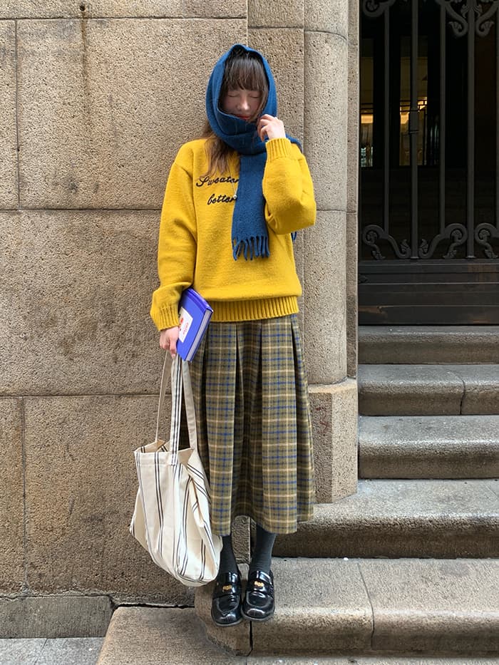 レトロ 配色 ロゴ刺繍 ニット LUMIYUMI