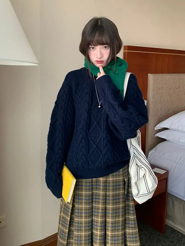 ケーブル編み クルーネック 厚手セーター LUMIYUMI