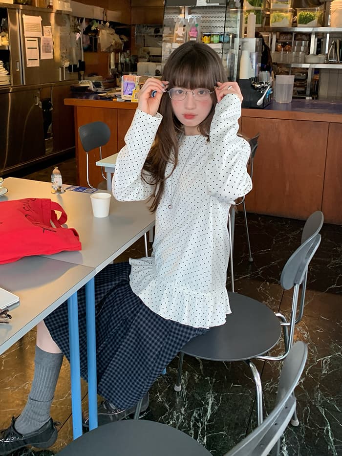 韓国風 ドット柄 フリル裾 Tシャツ LUMIYUMI