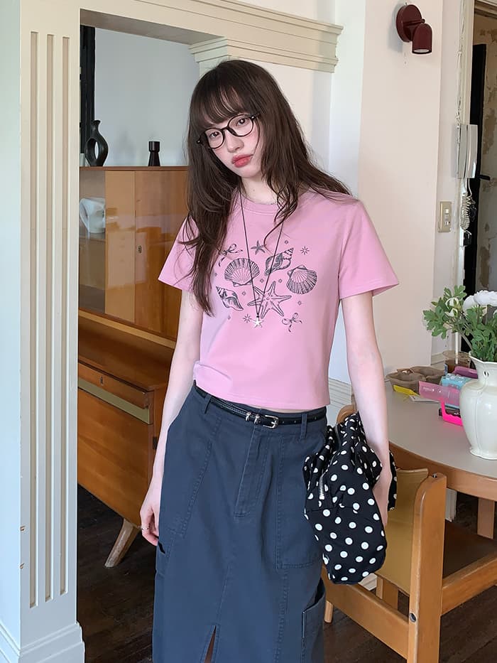 貝殻プリント ショート丈 Tシャツ LUMIYUMI