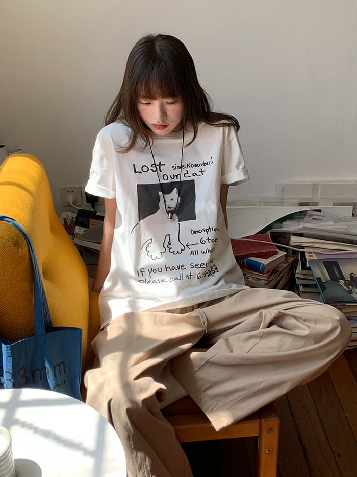 ネコプリント ラウンドネック ゆったりTシャツ LUMIYUMI