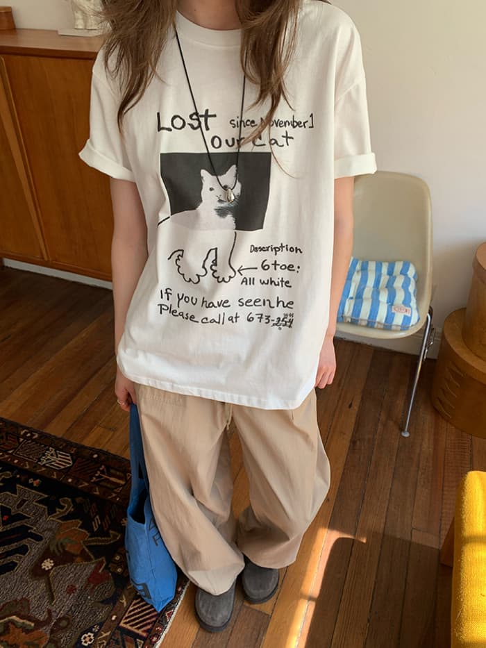 ネコプリント ラウンドネック ゆったりTシャツ LUMIYUMI